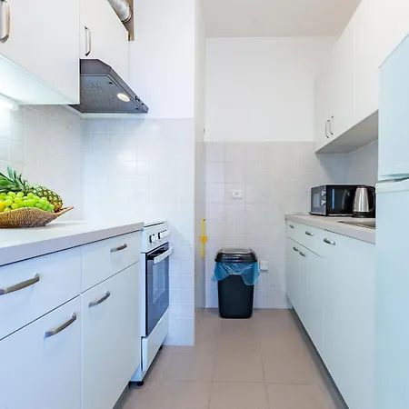 Amarena With Free Private Parking Задар