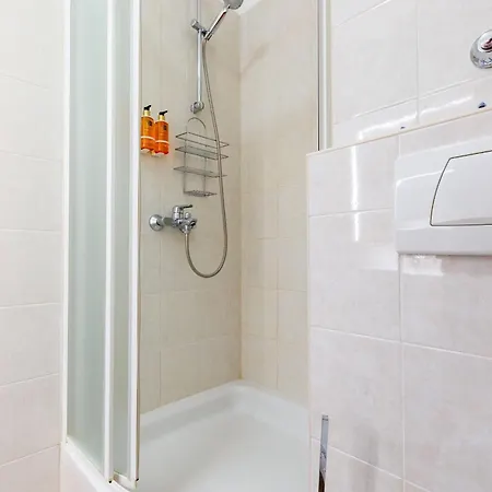 Amarena With Free Private Parking Задар