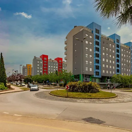 Amarena With Free Private Parking *